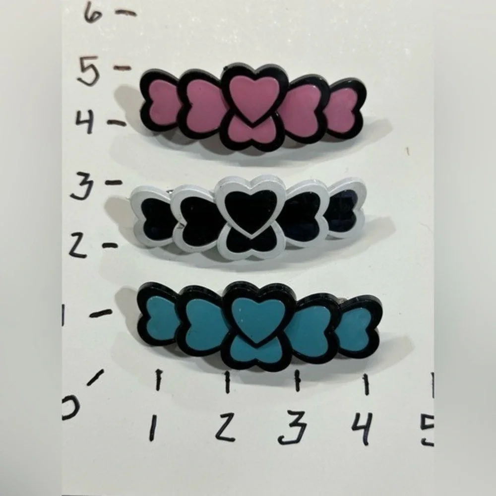 NEW hair accessories hearts pink blue white‎ black set of 3